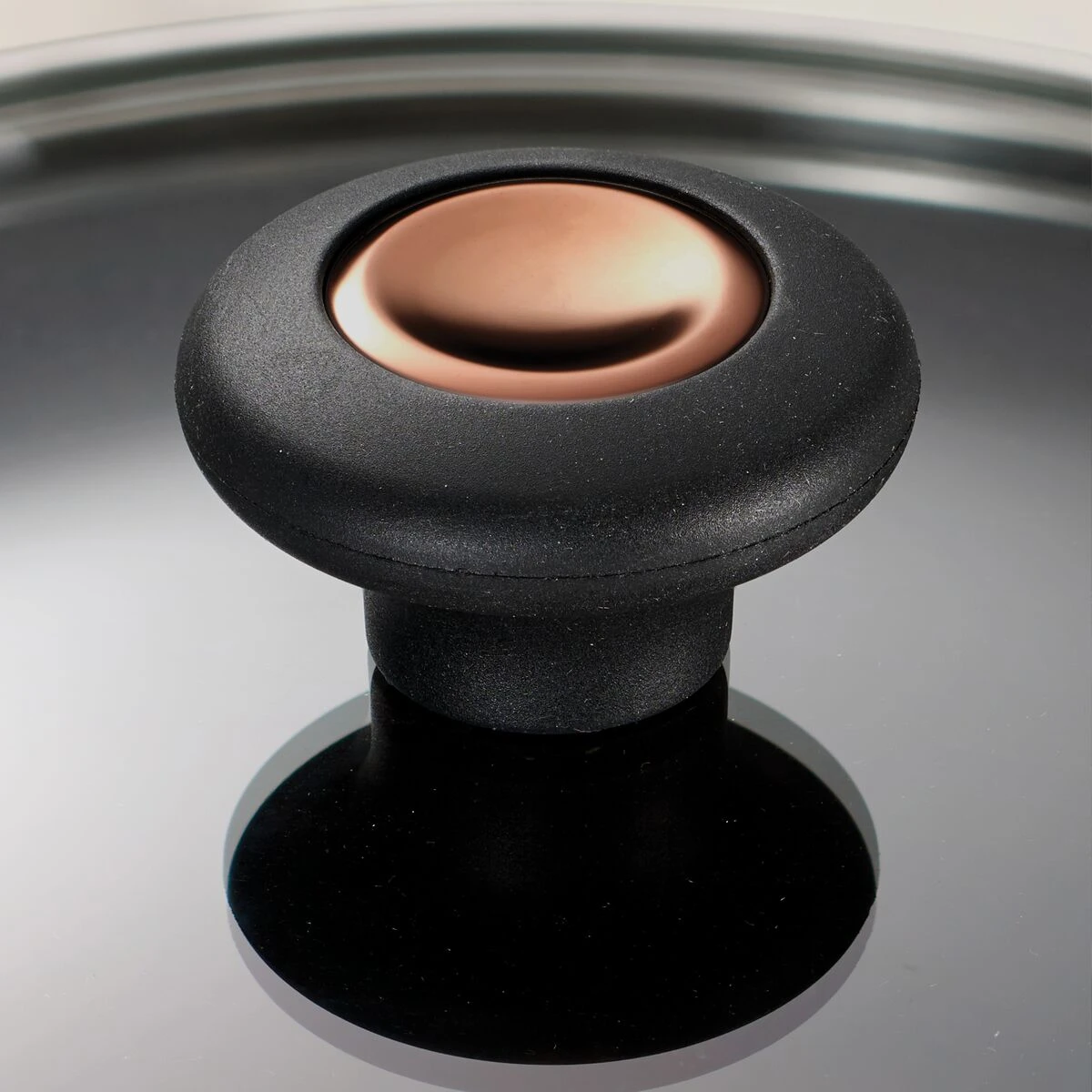 Tramontina "Pots & Pans" 3 Qt Aluminum Nonstick Covered Sauce Pan 2 Tramontina "Pots & Pans" 3 Qt Aluminum Nonstick Covered Sauce Pan - Image 2