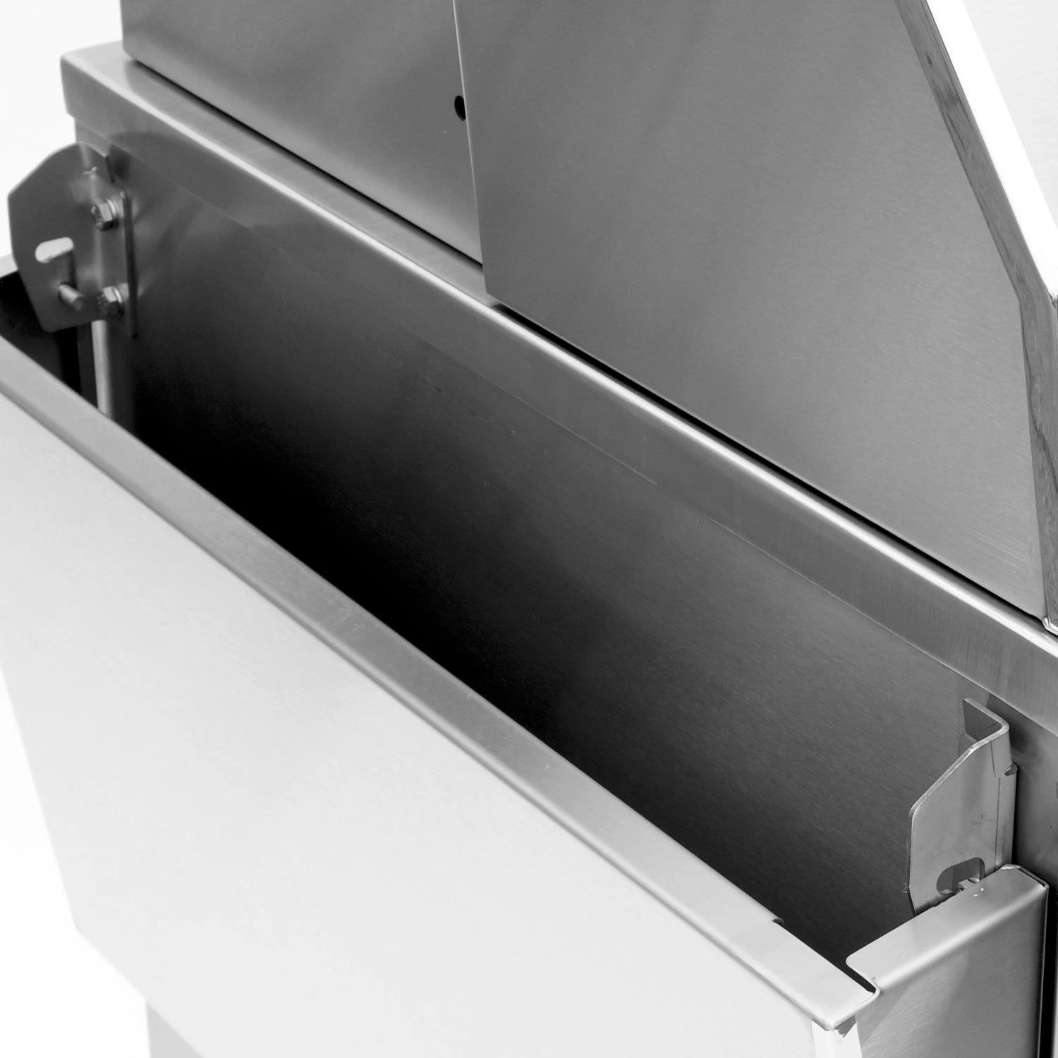 Solaire AGBQ-30 30-Inch Deluxe Freestanding Grill On 2-Door Cart With Rotisserie 14 Solaire AGBQ-30 30-Inch Deluxe Freestanding Grill On 2-Door Cart With Rotisserie - Image 14