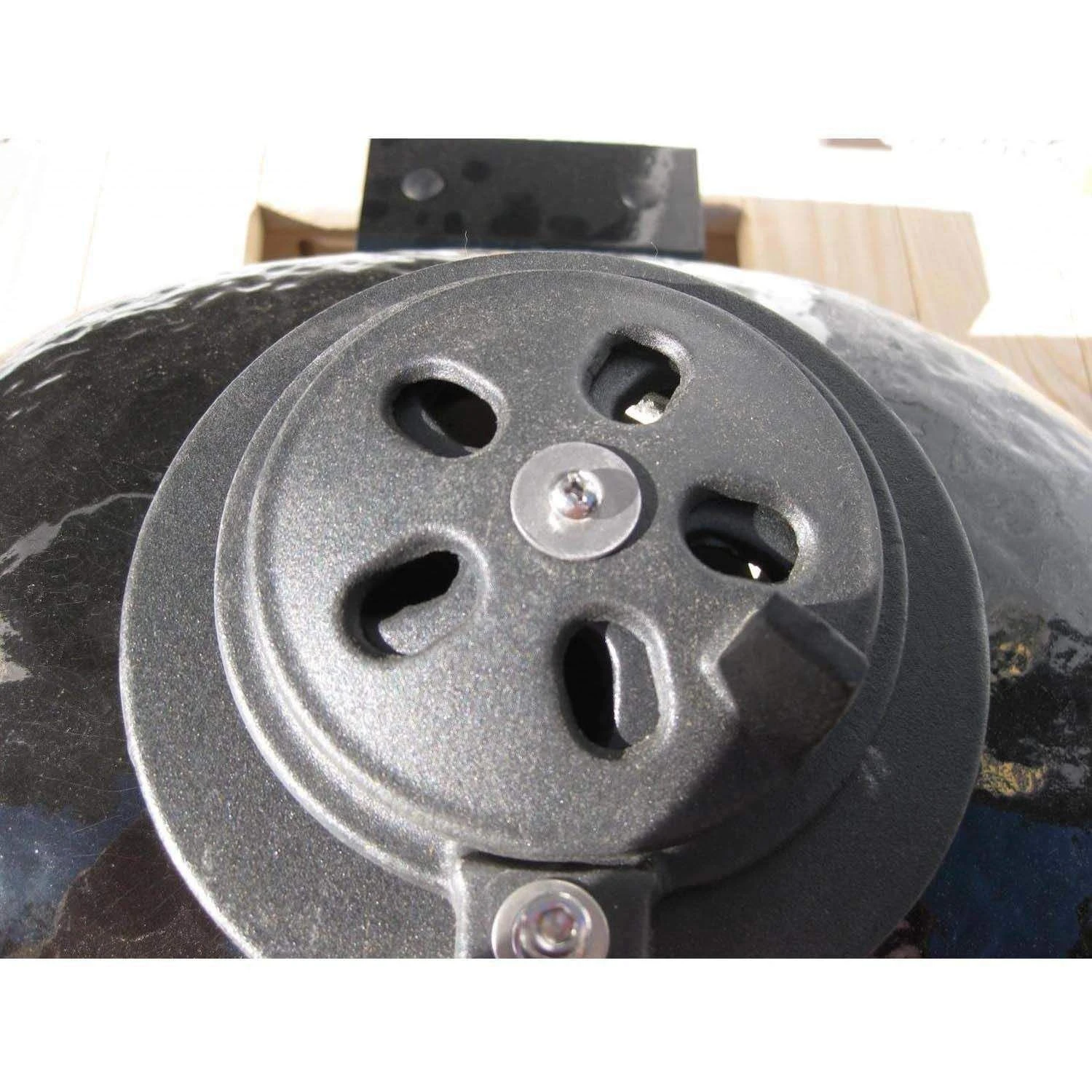 Primo CLGH Large Oval Ceramic Charcoal Kamado Grill Head 4 Primo CLGH Large Oval Ceramic Charcoal Kamado Grill Head - Image 4